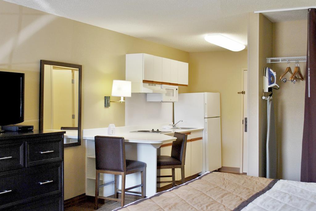 Extended Stay America Suites - St Louis - Westport - Central Maryland Heights Eksteriør bilde