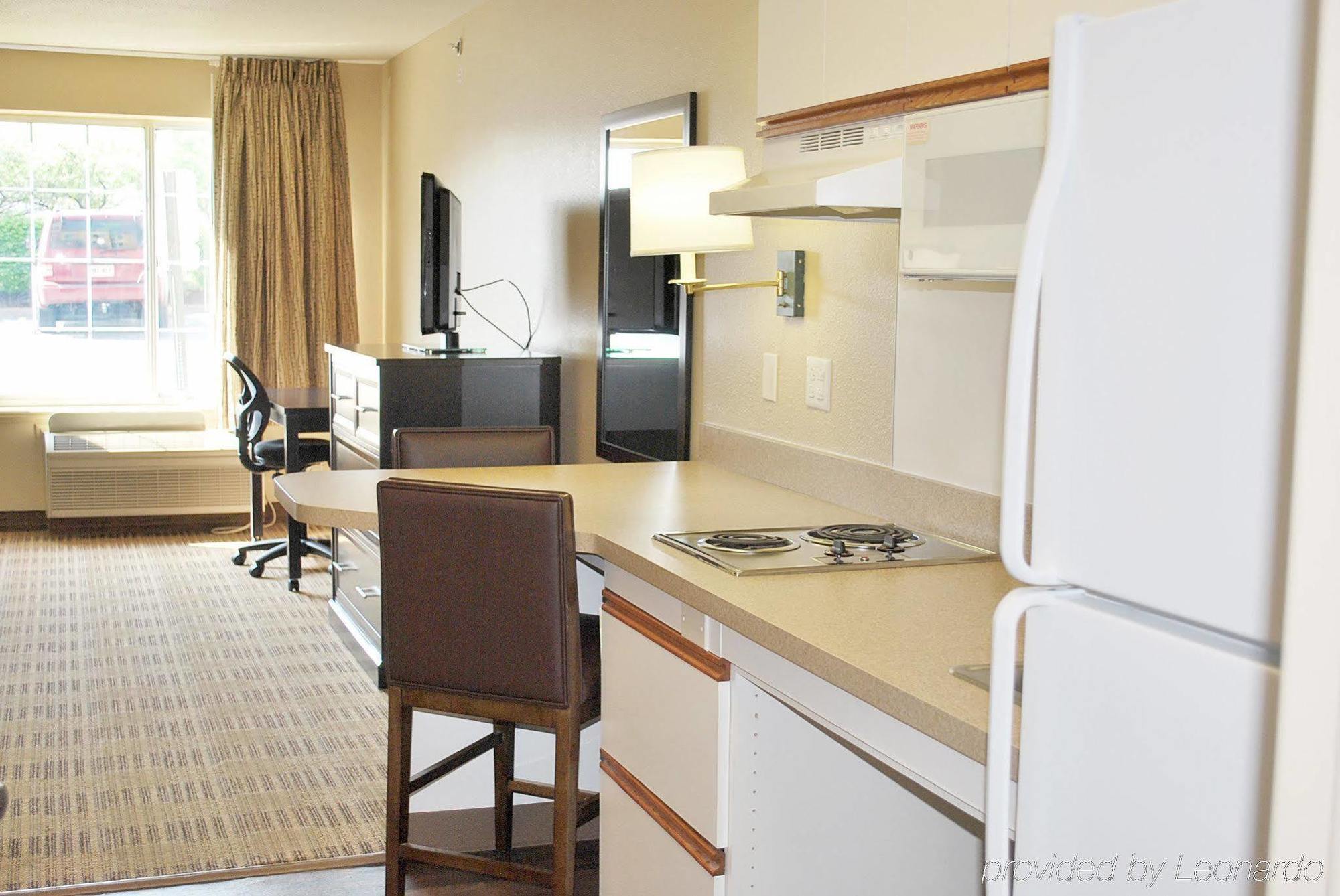 Extended Stay America Suites - St Louis - Westport - Central Maryland Heights Eksteriør bilde